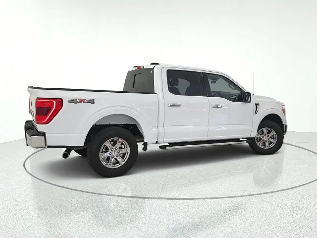 Certified Used 2023 Oxford White Ford XLT image 6