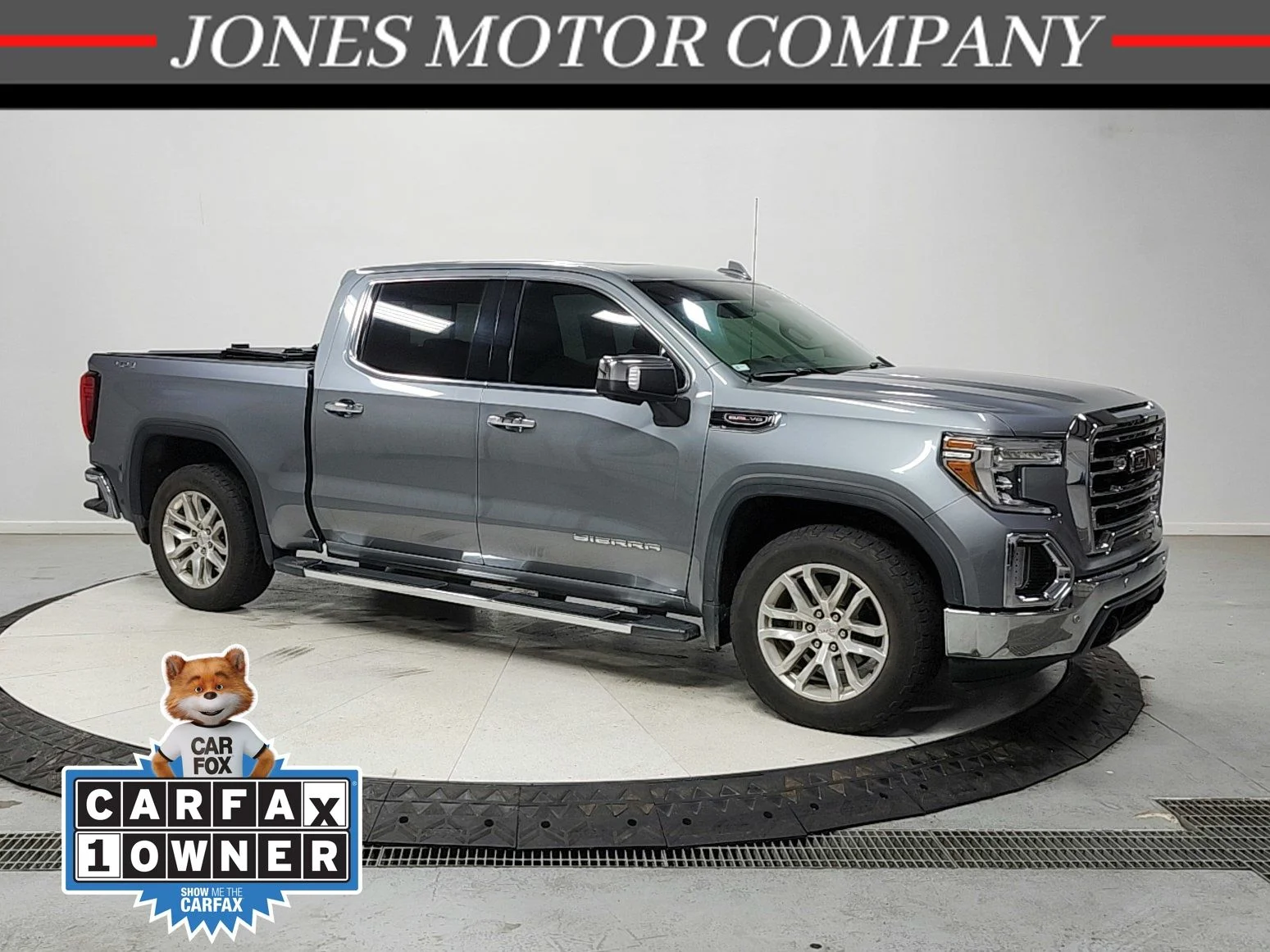 2020 GMC Sierra 4WD Crew Cab Short Box SLT's photo