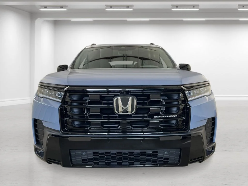New 2026 Sonic Gray Pearl Honda Black Edition image 12