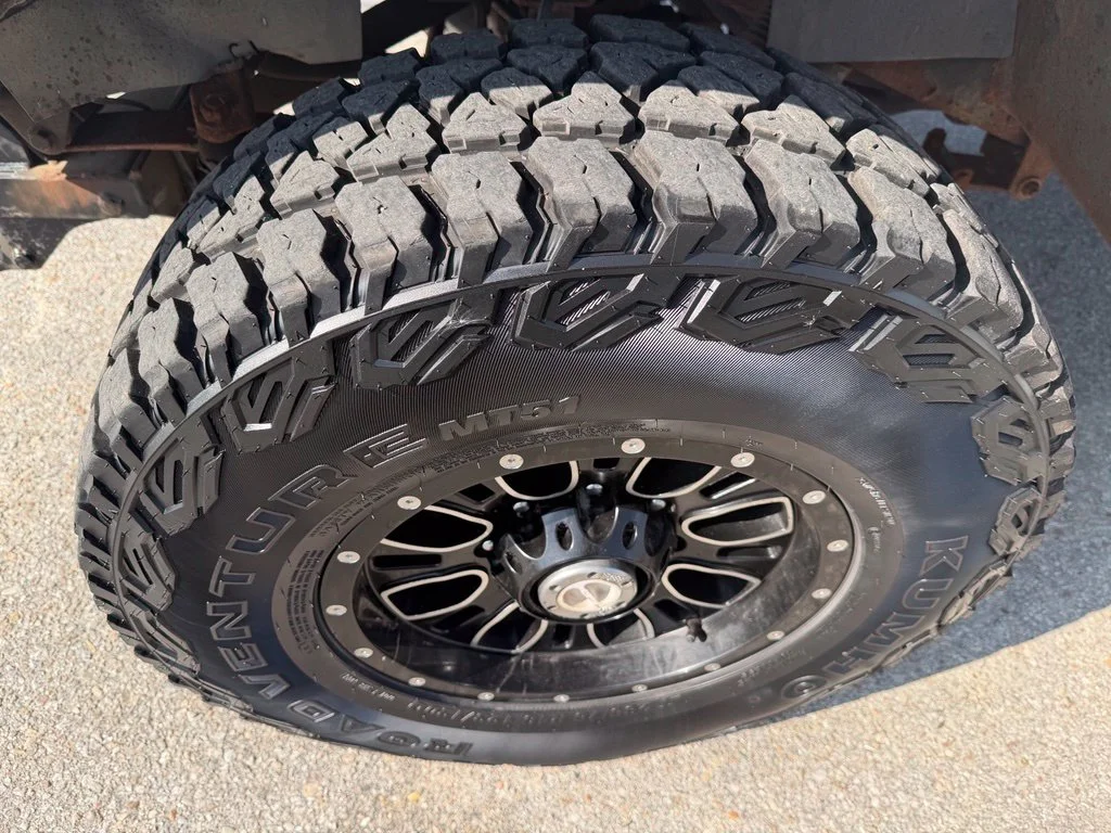 Used 1981 White Chevrolet W/T image 15