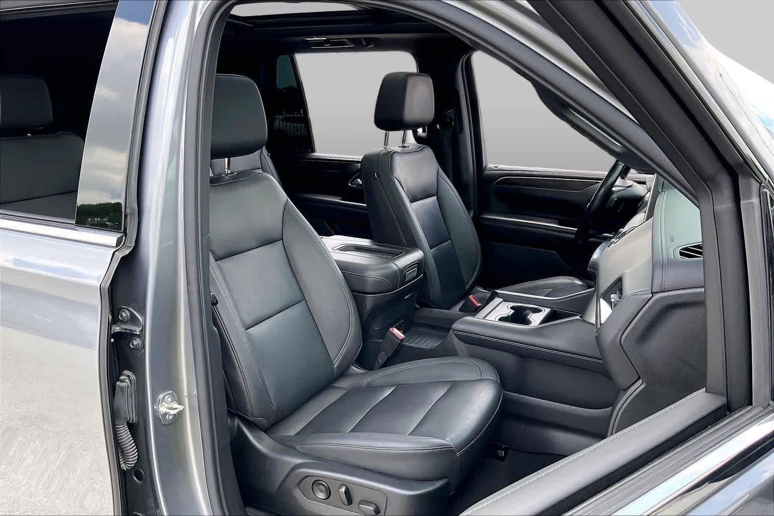 Used 2022 Satin Steel Metallic Chevrolet LT image 9