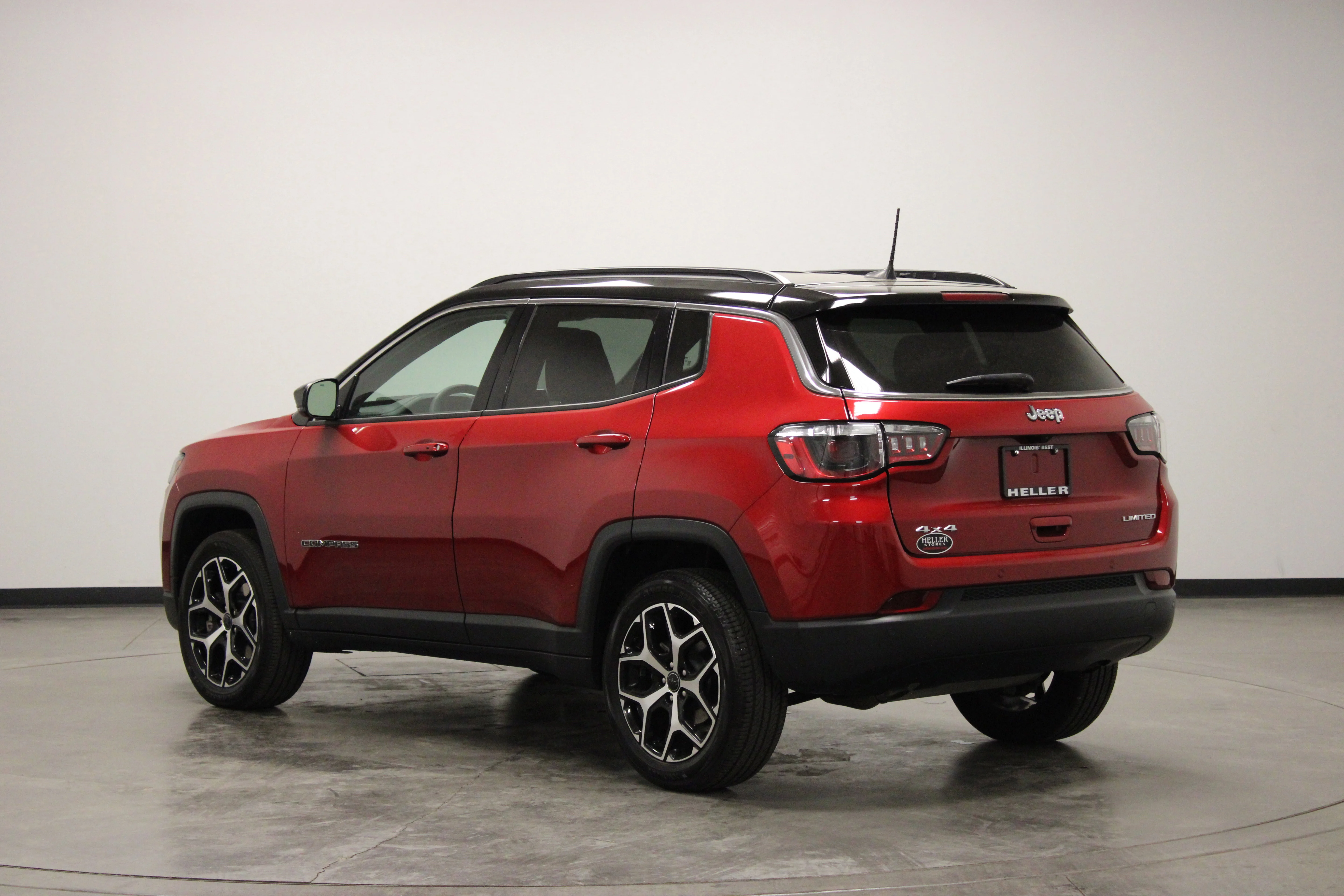 Used 2025 Red Hot Pearlcoat Jeep Limited image 6