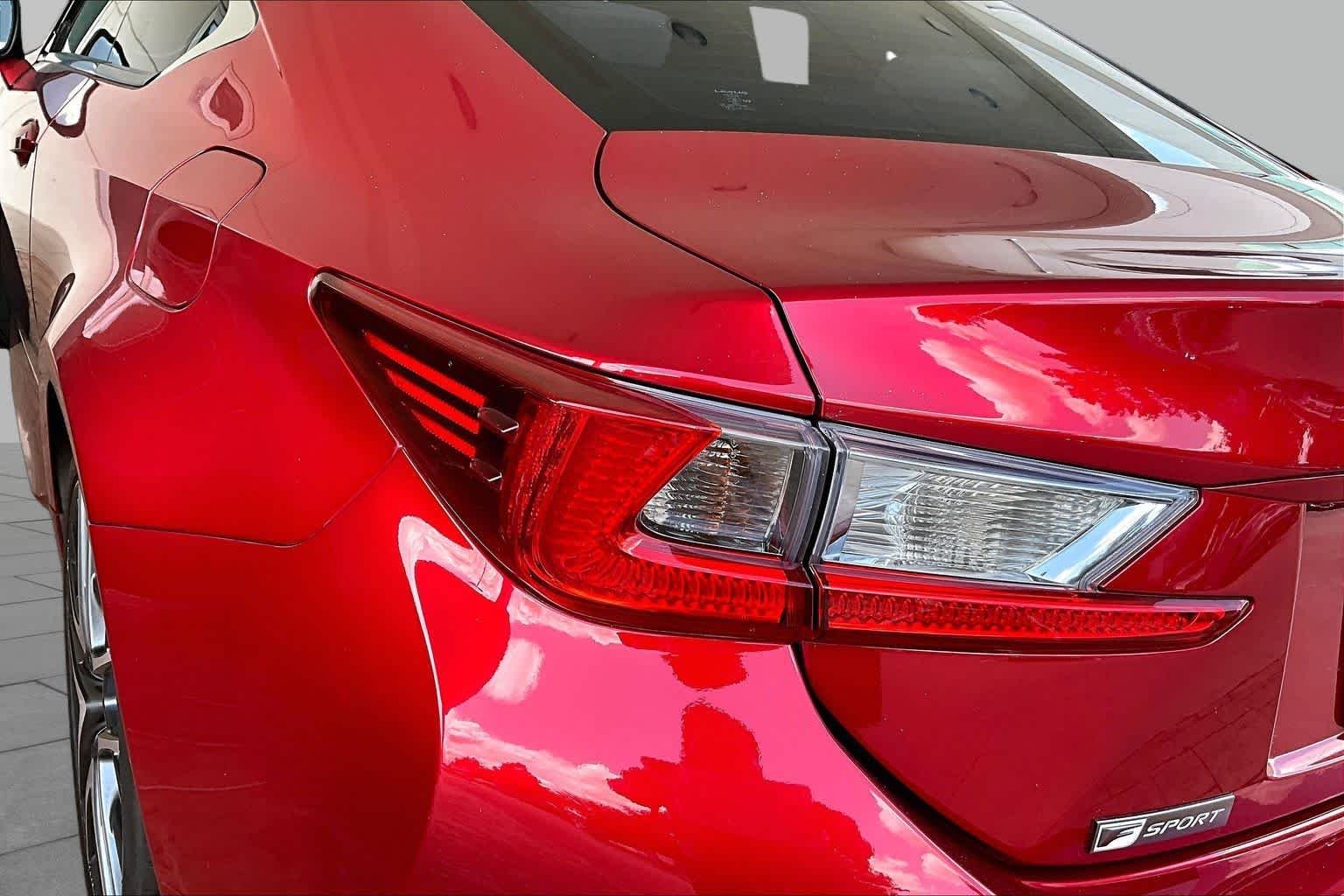 Used 2015 Infrared Lexus  image 26
