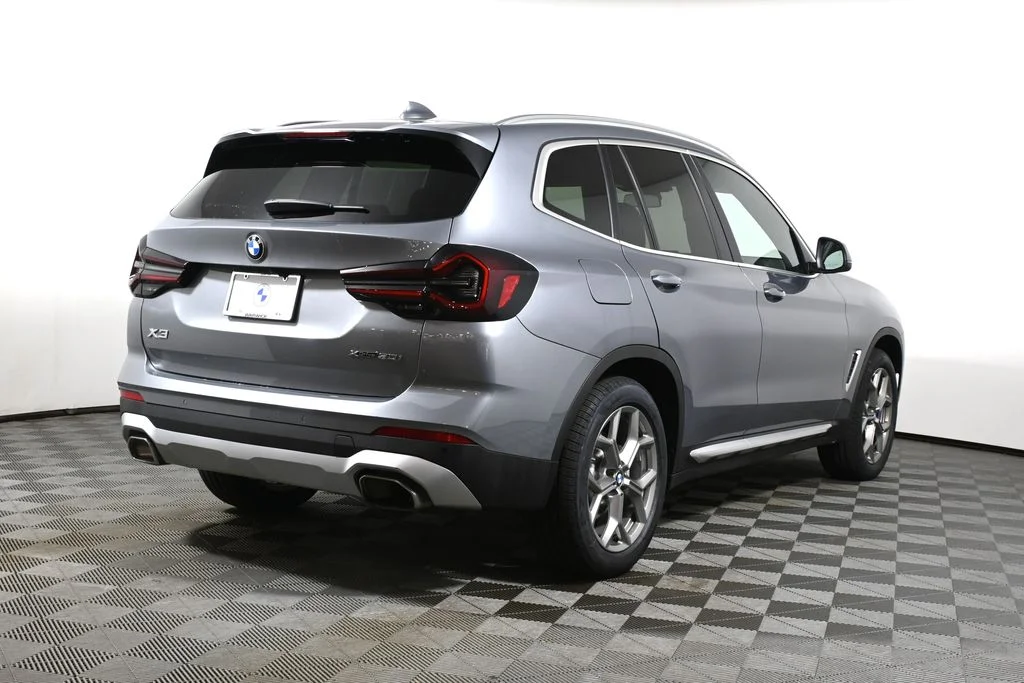 Certified Used 2024 Gray BMW xDrive30i image 7