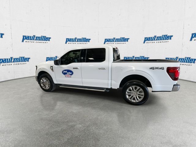 Used 2026 Oxford White Ford XLT image 8