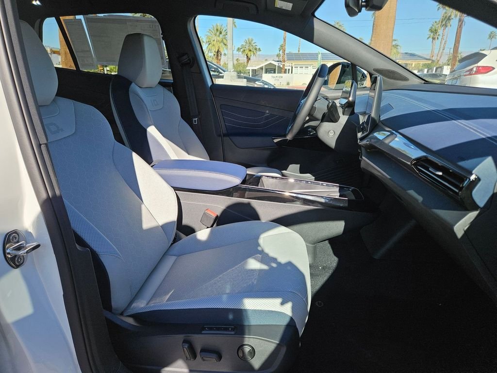 New 2026 White/off-white Volkswagen Pro S image 21