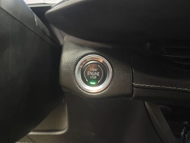 Used 2022 Ebony Twilight Metallic Buick Preferred image 29