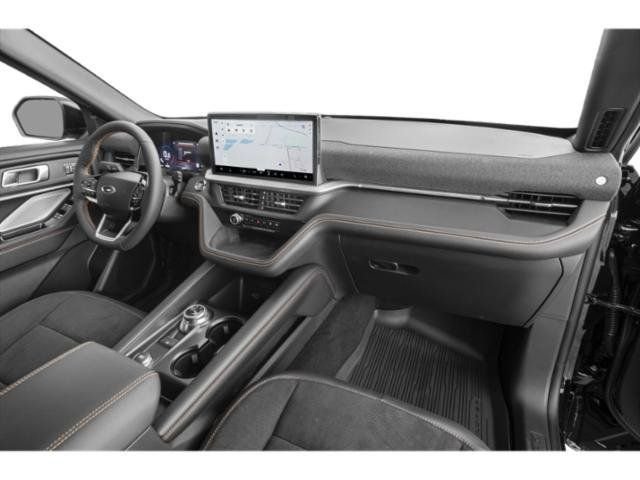 New 2026 Carbonized Gray Metallic Ford Tremor® image 17