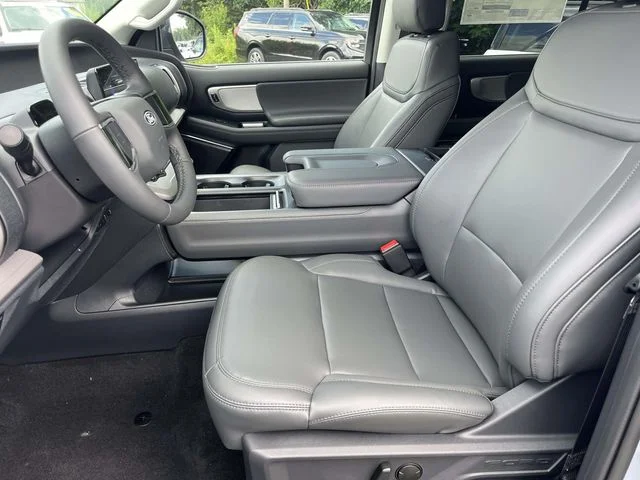 New 2027 Glacier Gray Metallic Tri-Coat Ford MAX Active image 11
