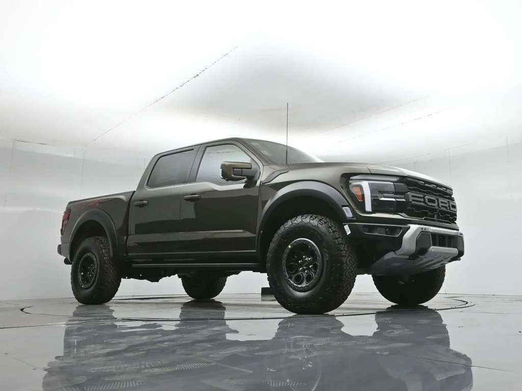 New 2026 Shelter Green Ford Raptor image 3