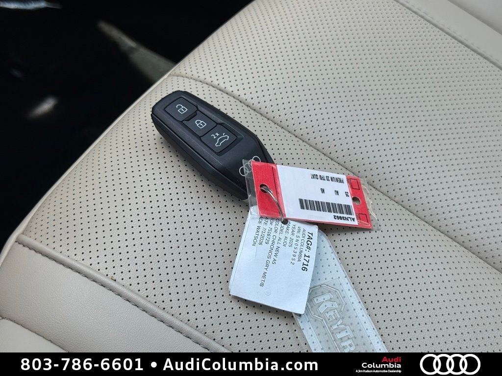 Used 2024 Silver INFINITI Sensory image 38
