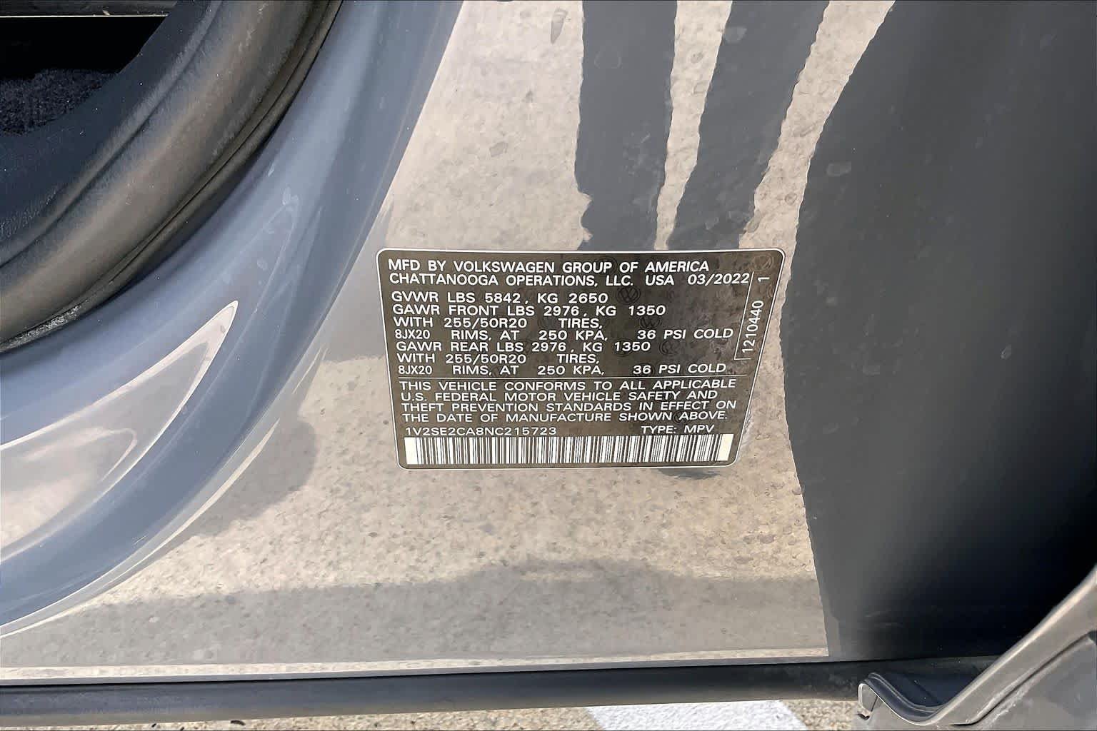 Used 2022 Pure Gray Volkswagen 3.6L V6 SEL R-Line image 37