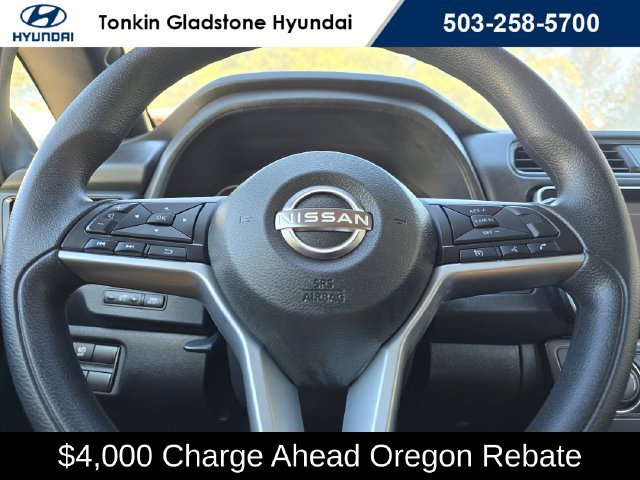 Used 2025 Glacier White Nissan S image 26