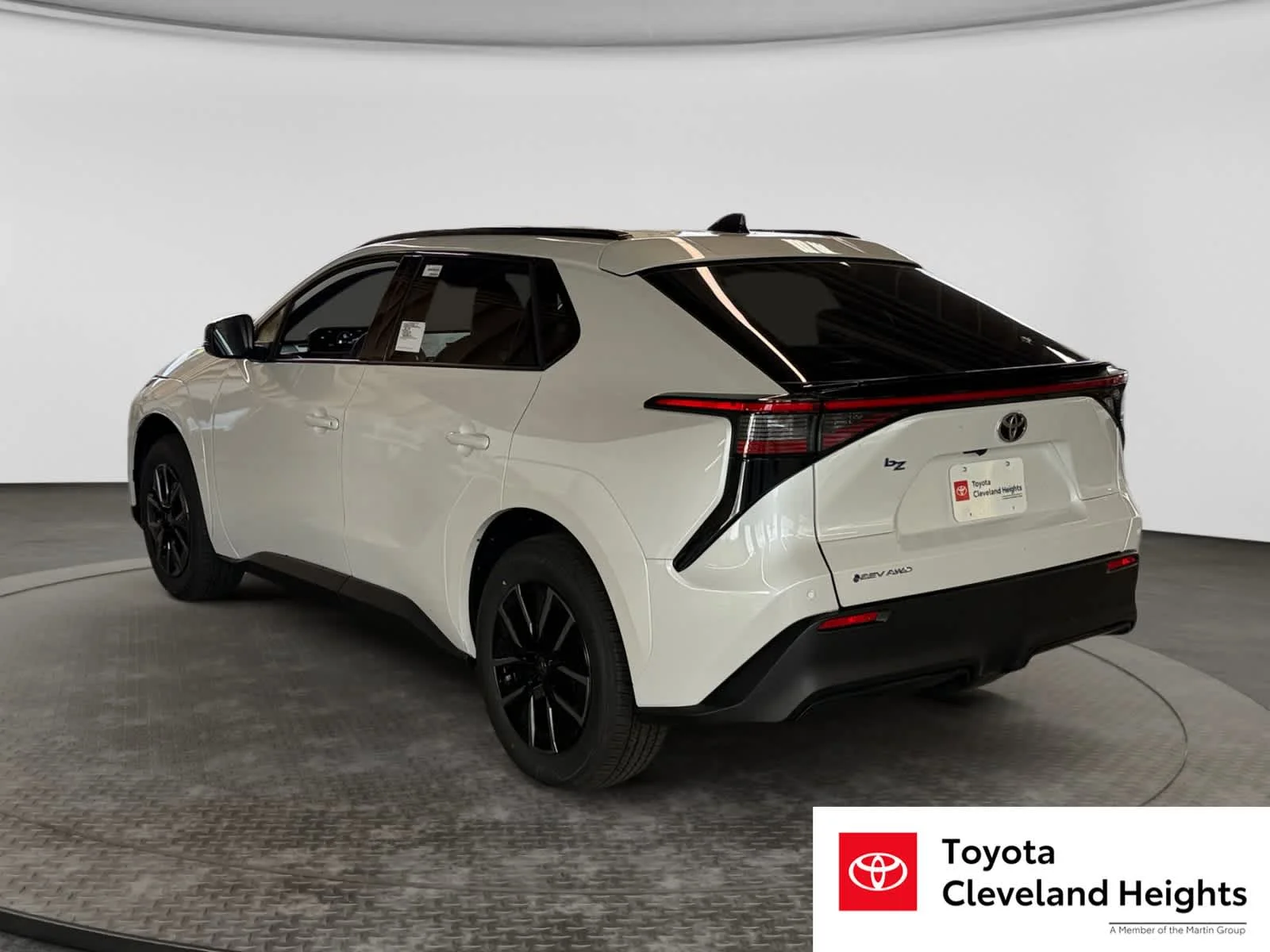 New 2026 Wind Chill Pearl Toyota XLE image 7