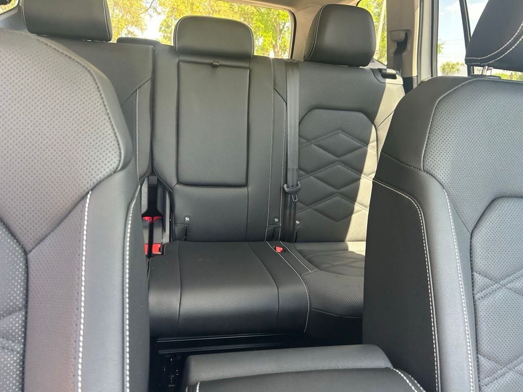 2026 Volkswagen Atlas SE w/Tech - Photo 36