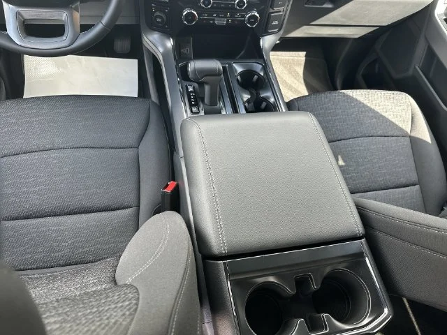 New 2026 Oxford White Ford XLT image 31