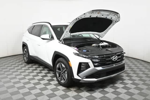 New 2026 Serenity White Pearl Hyundai SEL FWD image 44