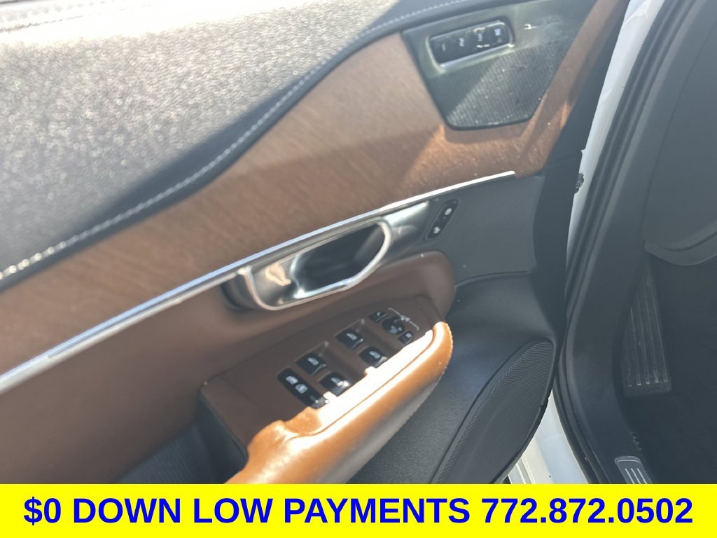 Used 2020 White Volvo T6 Inscription image 13