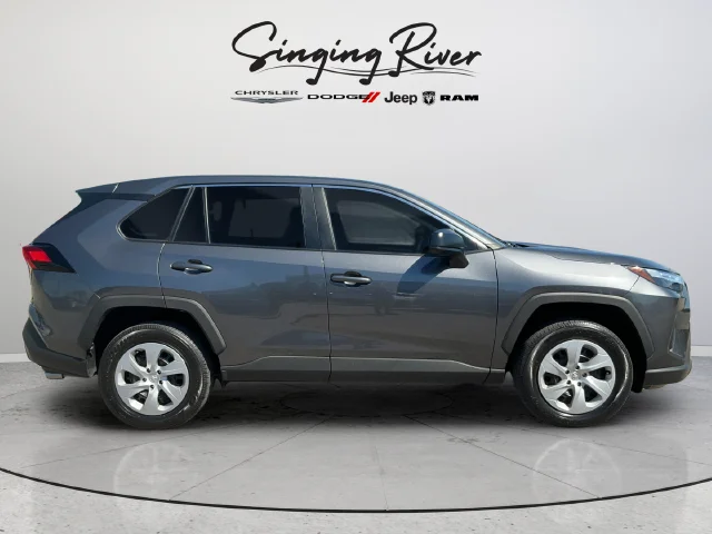 Used 2025 White Toyota LE image 8