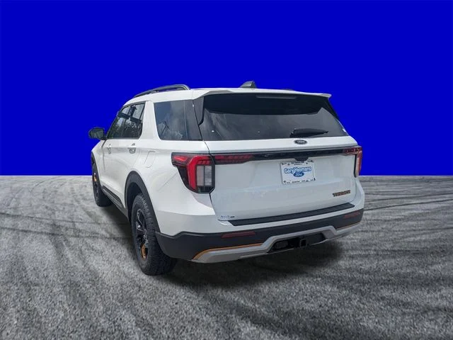 New 2026 Star White Metallic Tri-Coat Ford Tremor® image 6