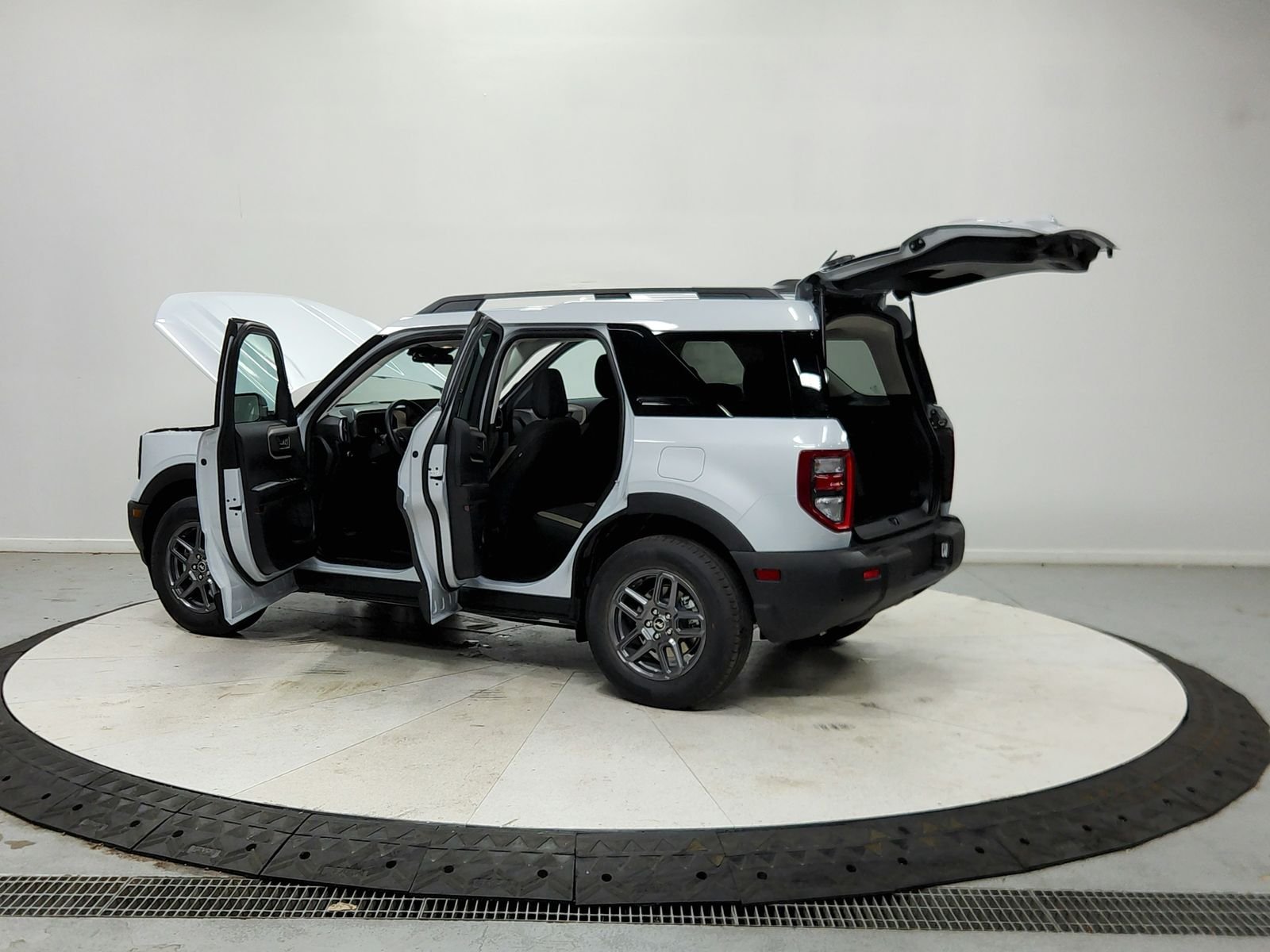 New 2026 Space White Metallic Ford Big Bend® image 14