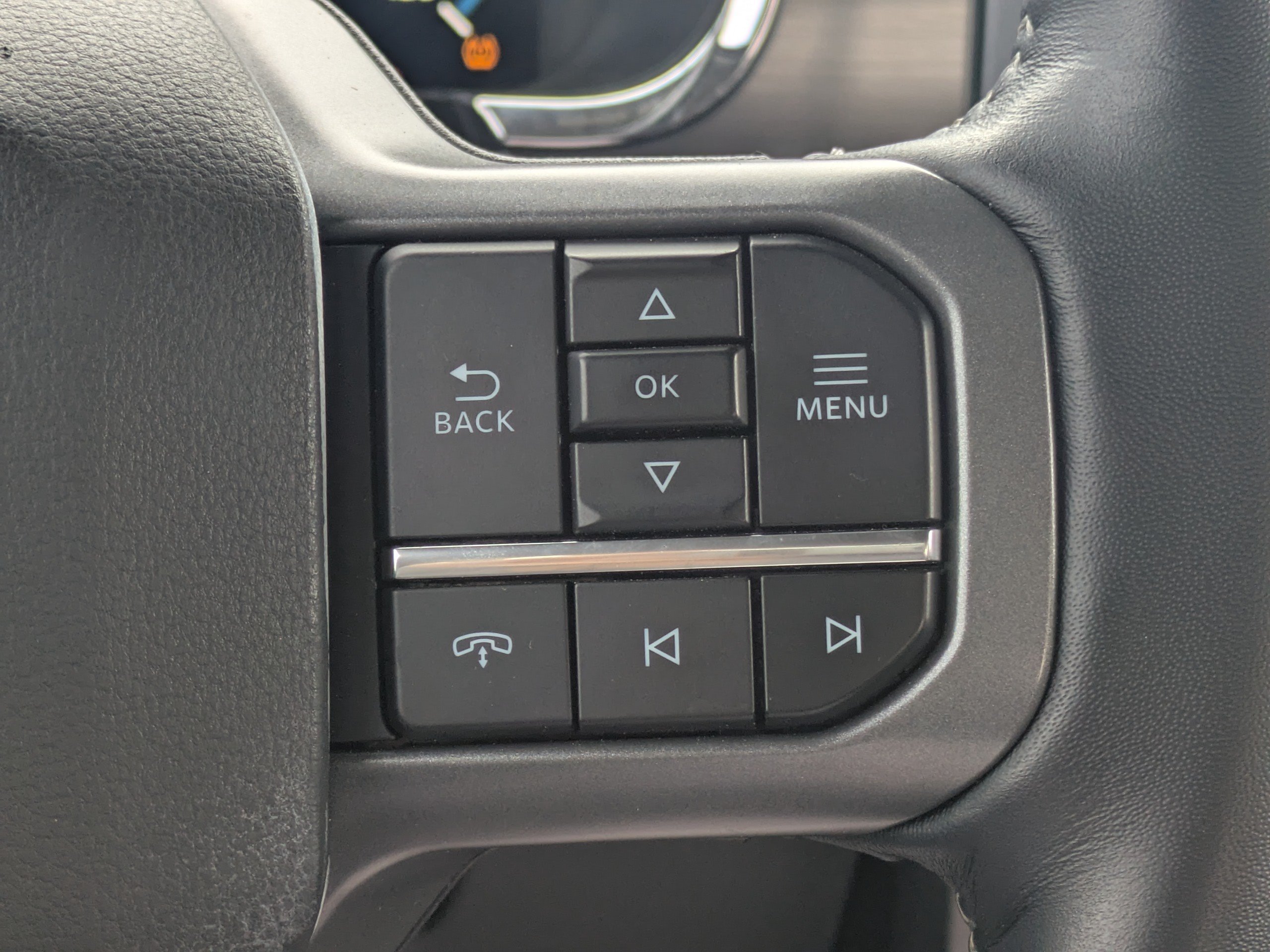 Used 2022 Agate Black Metallic Ford LARIAT image 25