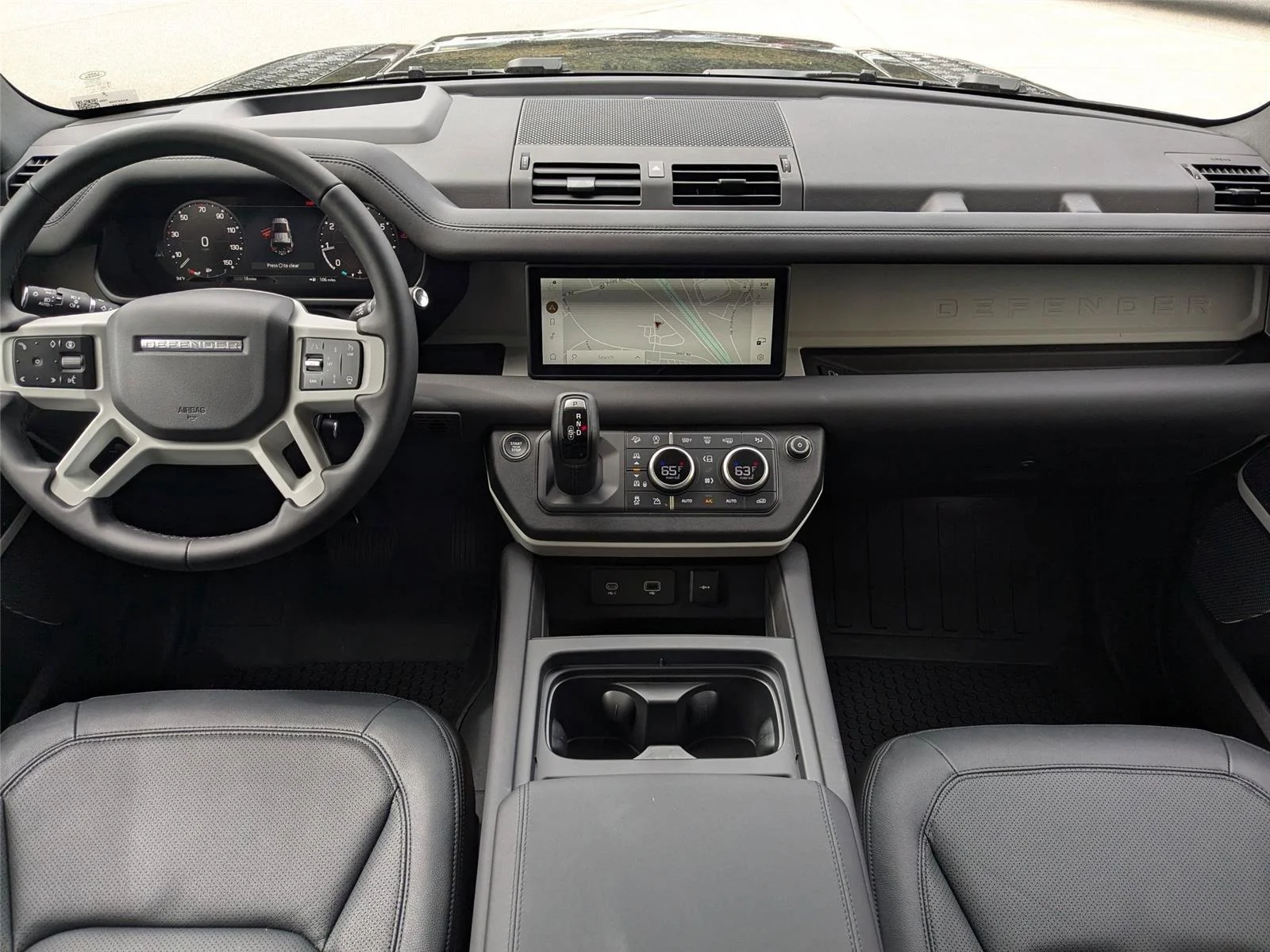 Used 2024 Santorini Black Metallic Land Rover SE image 30