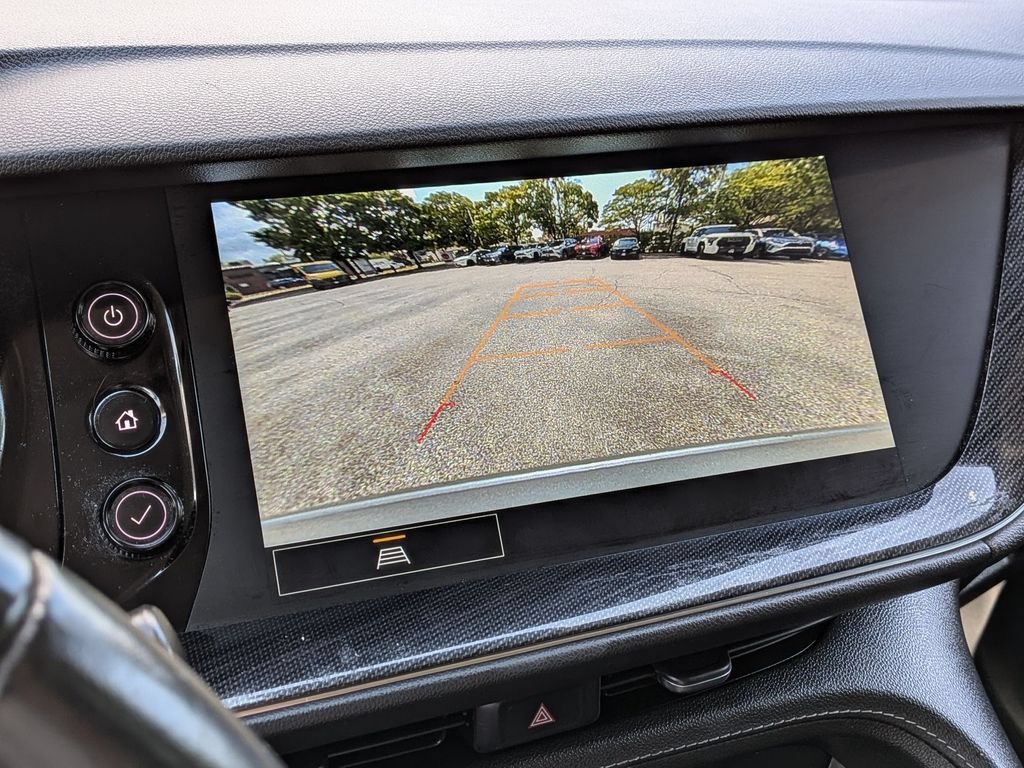 Used 2023 Gray Buick Preferred image 5