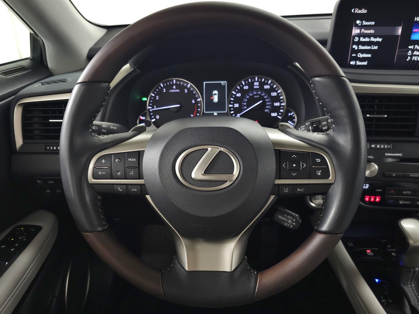 Certified Used 2020 White Lexus  image 17