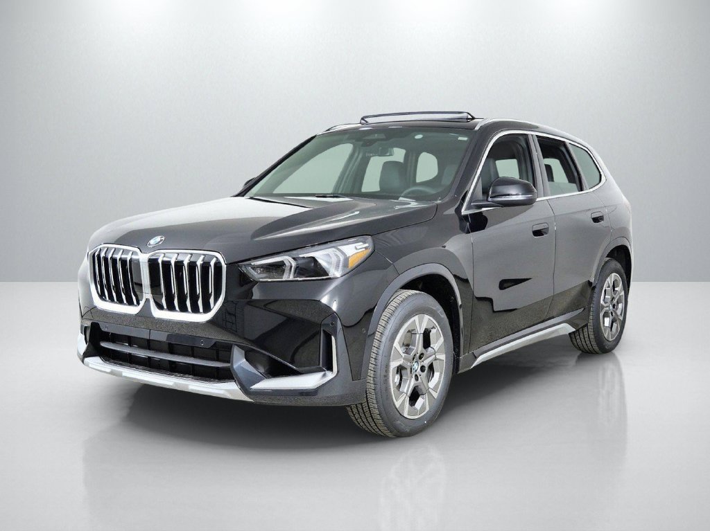 Used 2026 Jet Black BMW xDrive28i image 1