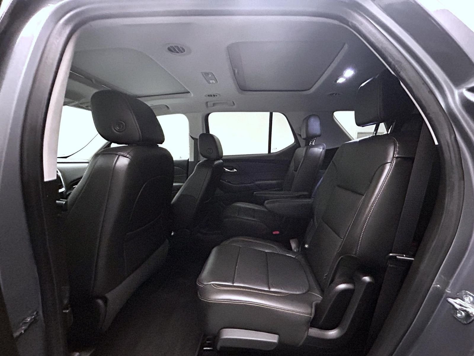 Used 2020 Gray Chevrolet RS image 20