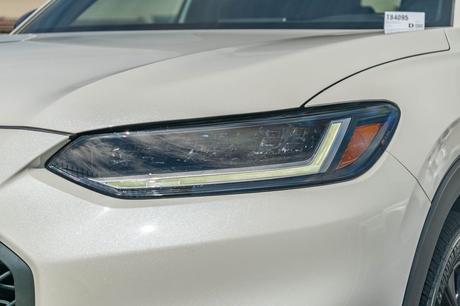Used 2025 Platinum White Pearl Honda Sport image 13