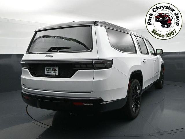 New 2026 Bright White Clear-Coat Exterior Paint Jeep Grand Wagoneer image 5