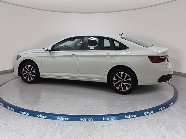 Used 2024 White Volkswagen 1.5T S image 9
