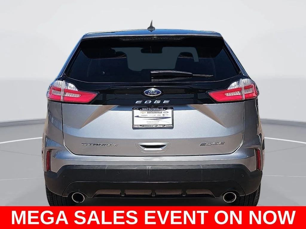 Used 2022 Silver Ford Titanium image 4