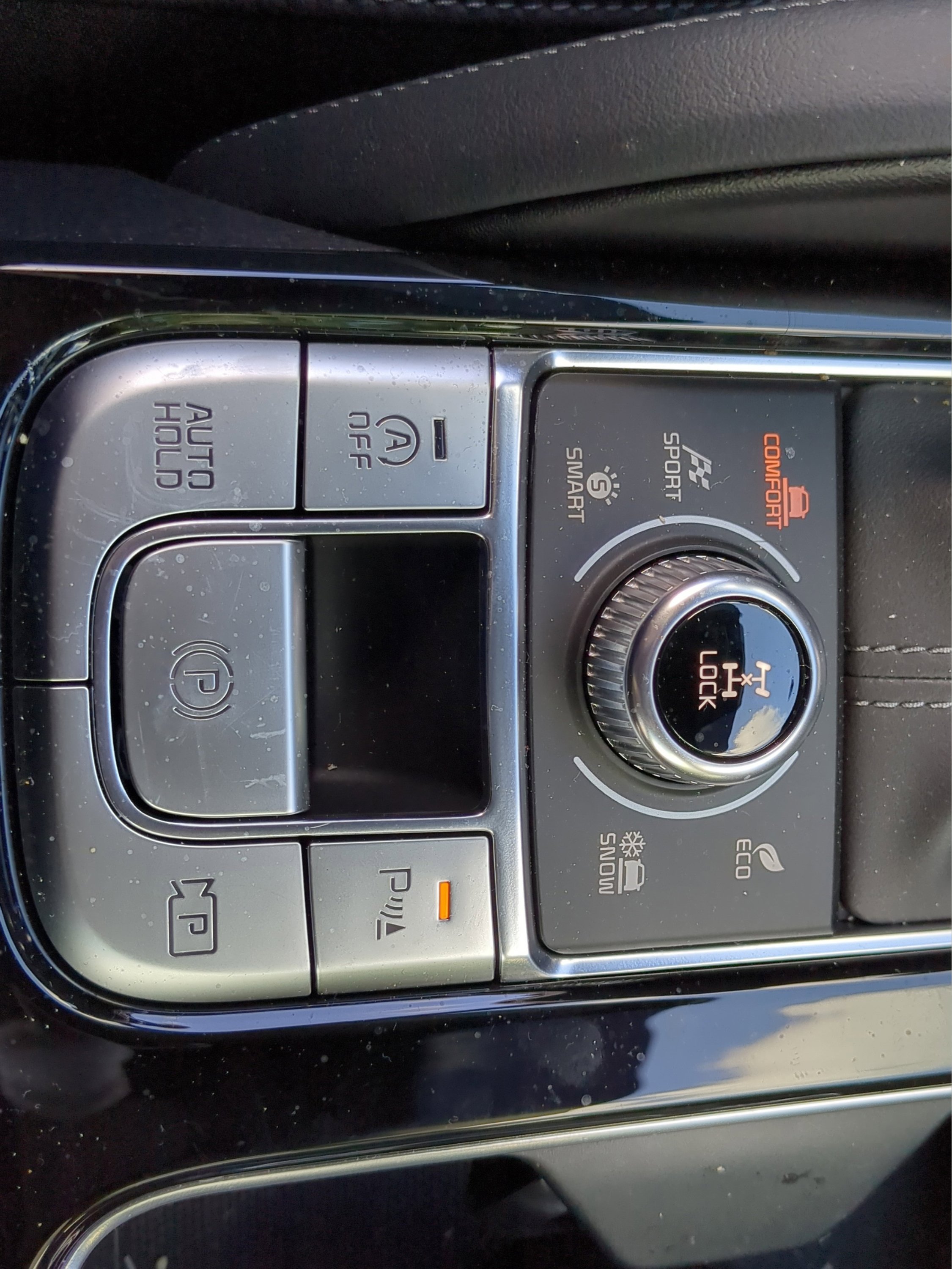 New 2025 Wolf Gray Kia SX X-Line image 30