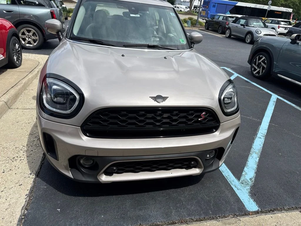 Used 2024 Rooftop Gray Metallic MINI Iconic image 4