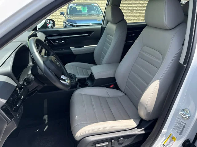Used 2024 PLATINUM WHITE Honda EX-L image 2