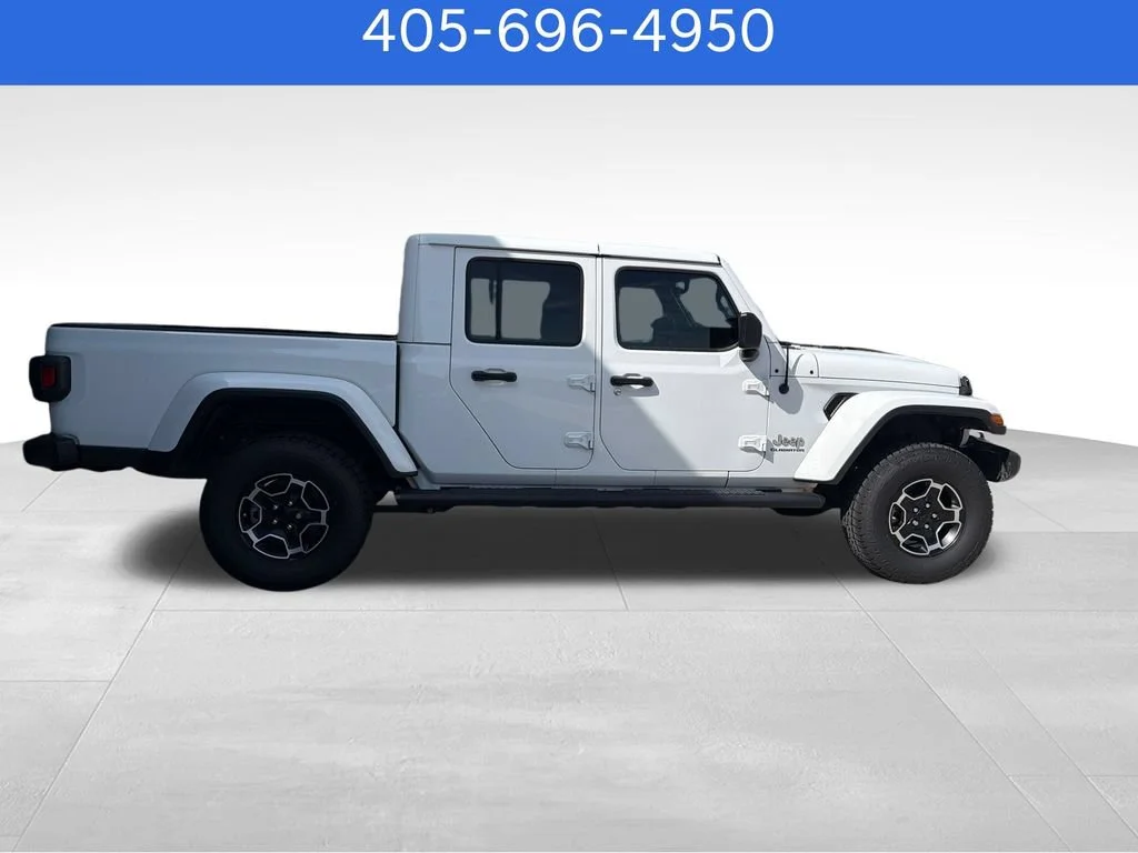 Pre-Owned 2020 Jeep Gladiator Overland