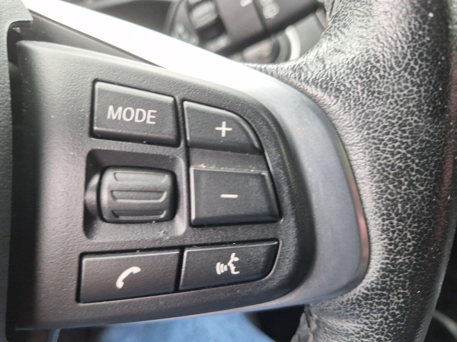 Used 2020 Jet Black BMW xDrive28i image 18