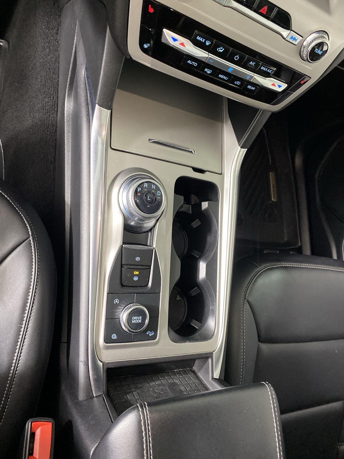 Used 2023 Agate Black Metallic Ford XLT image 41
