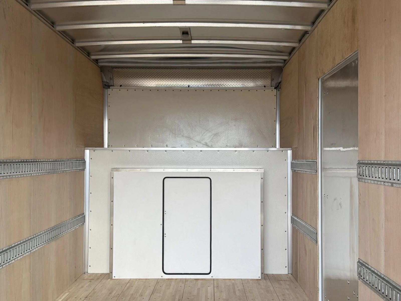 New 2027 Oxford White Ford  image 18