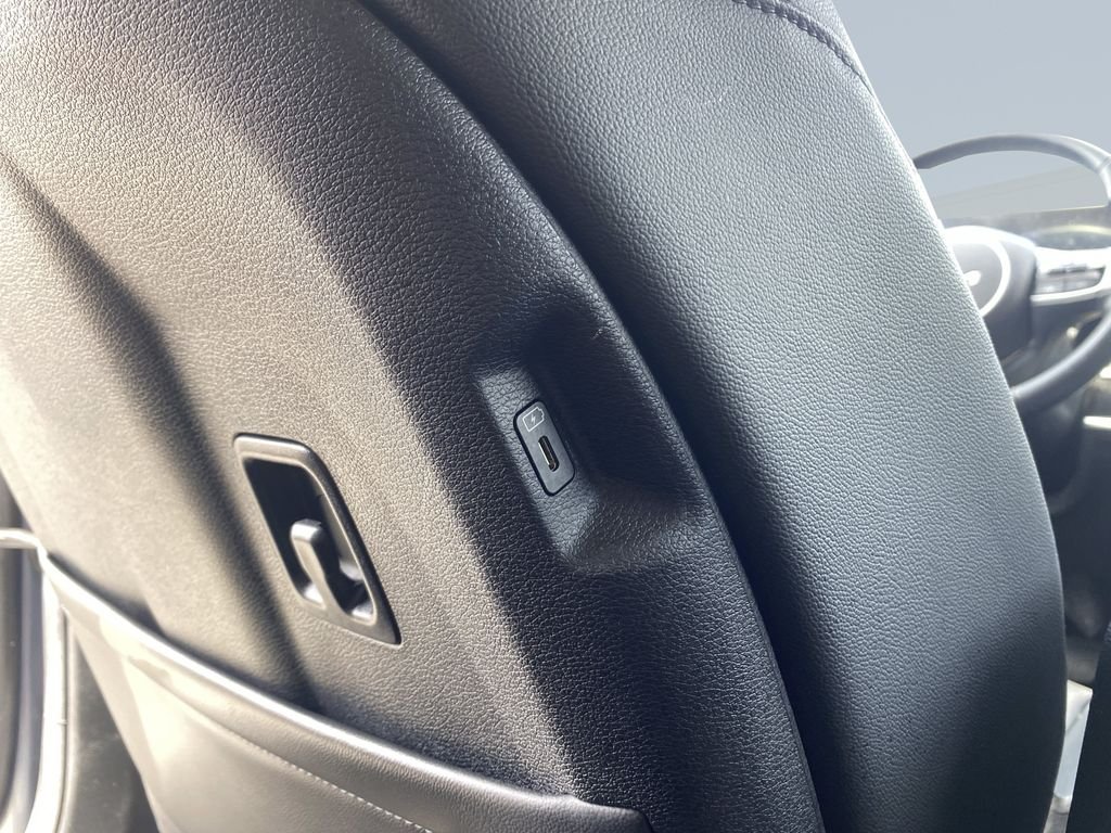 Used 2024 Everlasting Silver Kia EX image 31