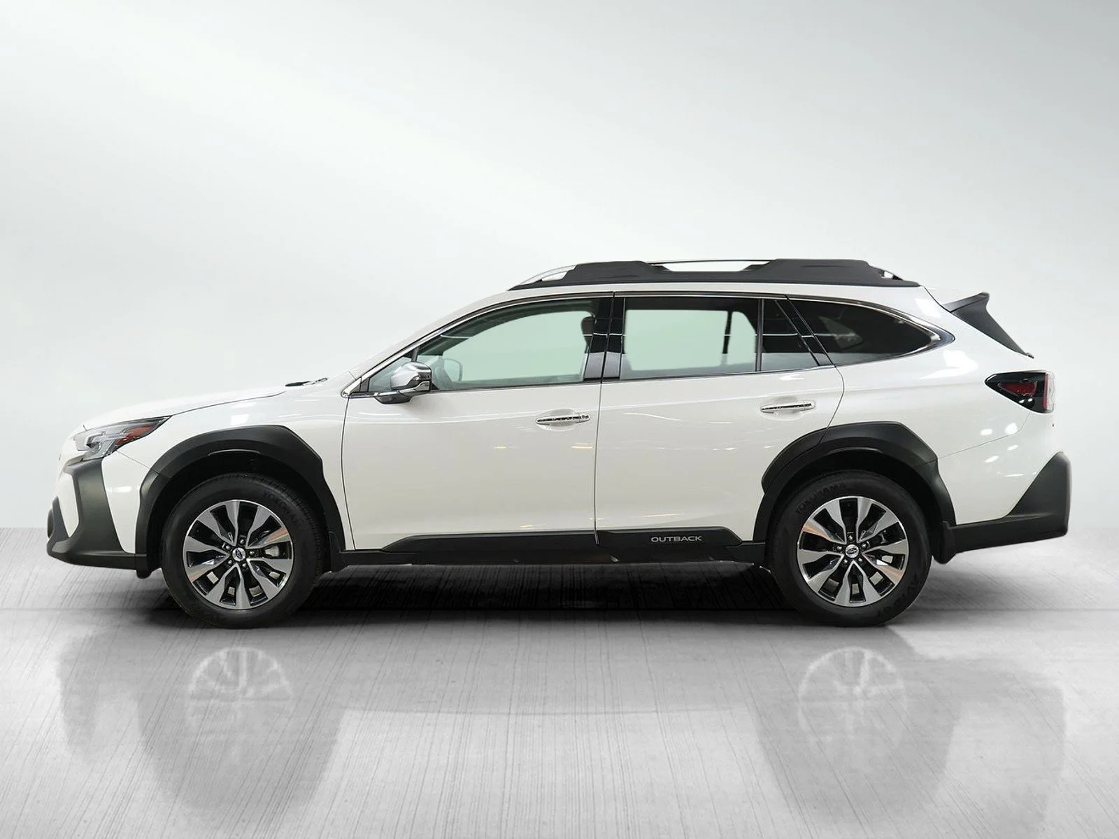 Used 2023 Subaru Outback Touring with VIN 4S4BTAPC7P3166154 for sale in Burnsville, Minnesota