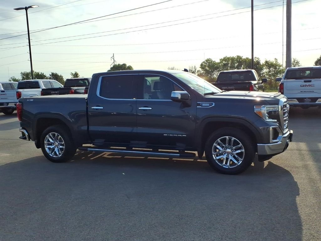 Used 2021 Dark Sky Metallic GMC SLT image 19