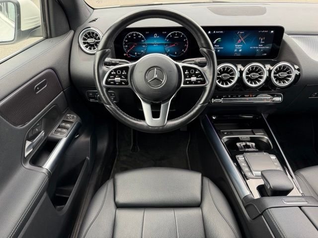 Used 2022  Mercedes-Benz GLA 250 image 11