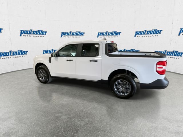 Used 2025 Oxford White Ford XLT image 7
