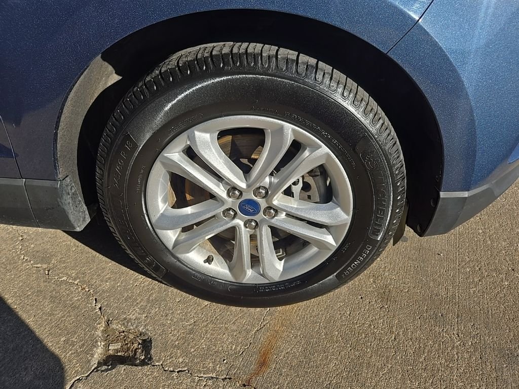Used 2019 Blue Ford SEL image 23