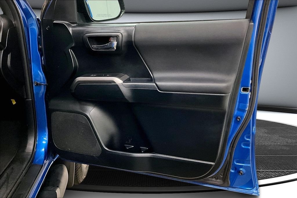 2017 Toyota Tacoma TRD Off Road - Photo 28