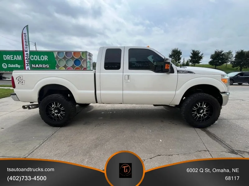 Used 2015 White Ford Lariat Pickup 4D 6 3/4 ft image 8